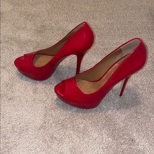 Fashion Patent Leather Red Peep Toe Pumps